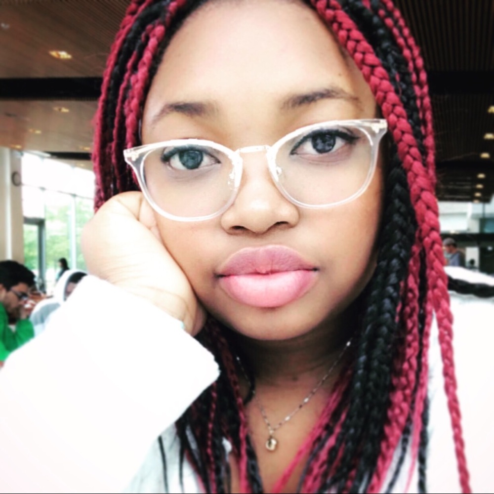 Meet your Posher, Victorine